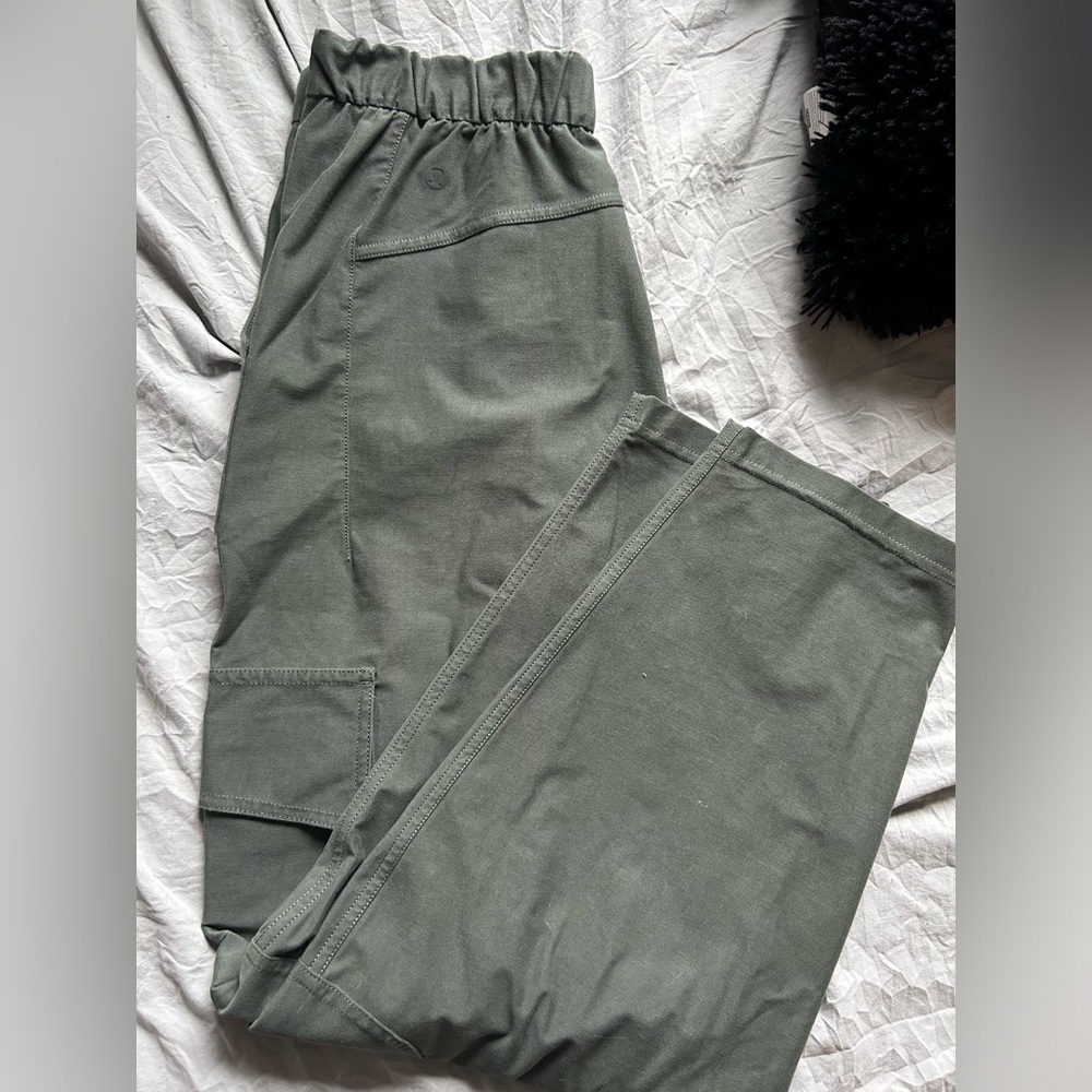 lululemon light utilitech hr cargo pants
